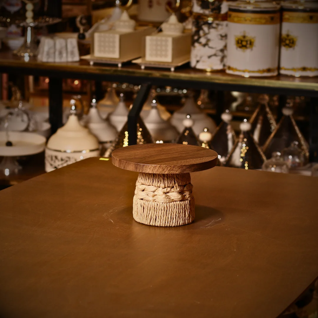 wicker and wooden serving tray 1